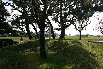 本丸東側の土塁