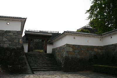 甲府城内松陰門