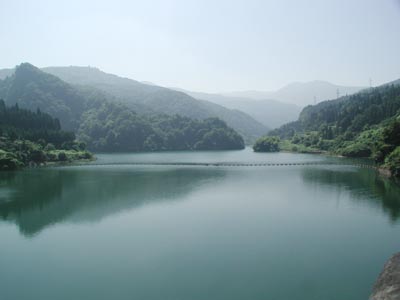 ダム湖