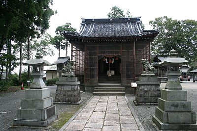 手向神社石堂神殿