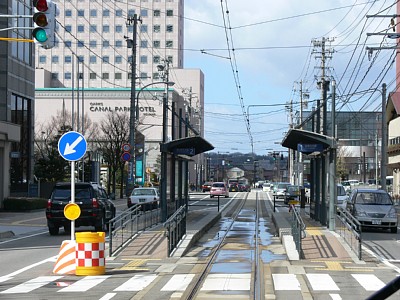 インテック本社前駅