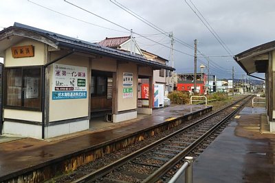 駅前の様子