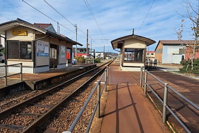 第一イン新湊 クロスベイ前駅