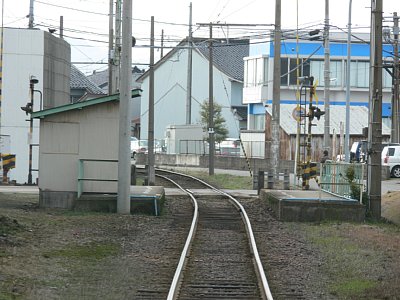 東新湊駅