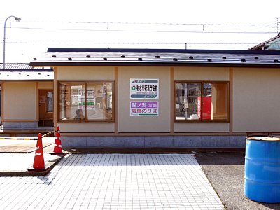 駅前の様子