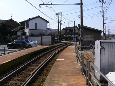 能町口停留場ホーム