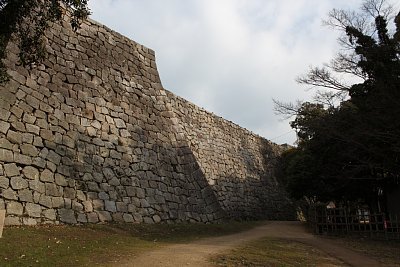丸亀城二ノ丸石垣