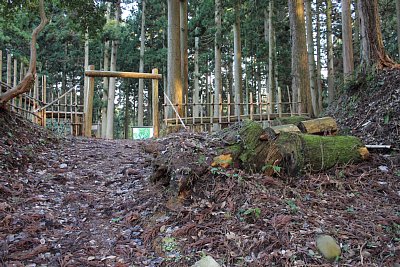 増山城二の丸虎口跡