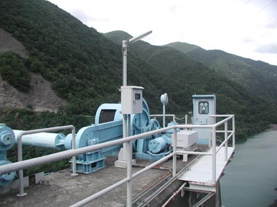 巻き上げ機