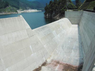 非常用洪水吐き