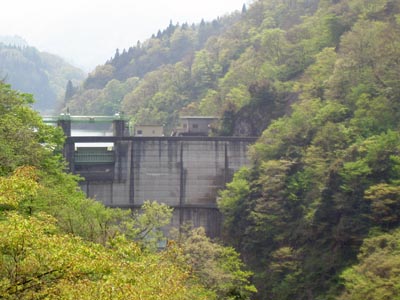 下流からの遠望