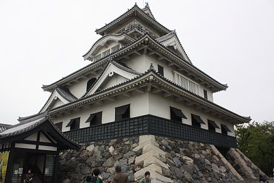 長浜城天守はけっこう立派です