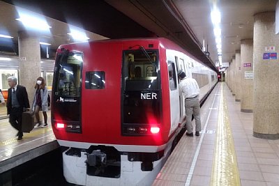 2100系電車「スノーモンキー」