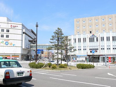七尾駅前は再開発されています