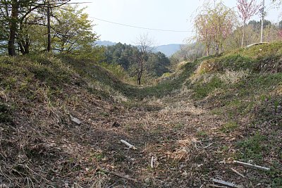 城の東側の堀切