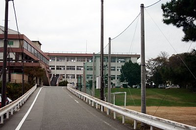 大峪城本丸跡の土塁