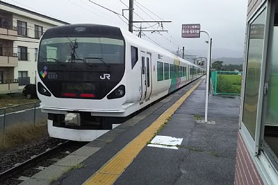 E257系特急電車「あずさ」