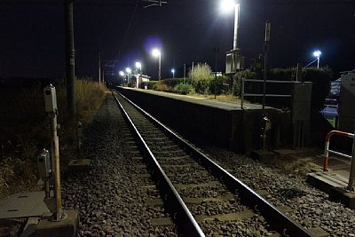 夜の細野駅