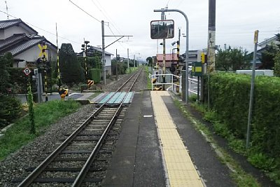 踏切があります