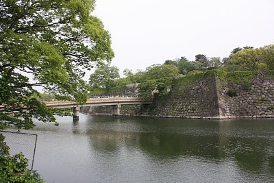 極楽橋と水堀