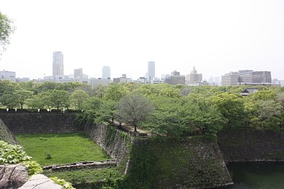 ここは内堀が水堀と空堀に分かれています