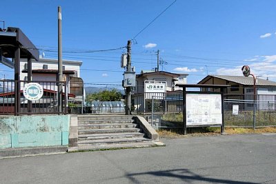 ホーム入り口