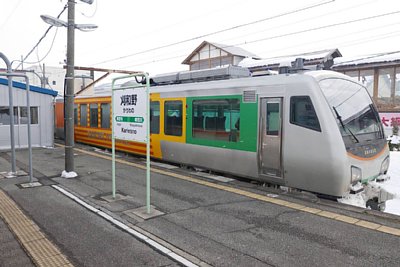 HB-E300系気動車「リゾートあすなろ」