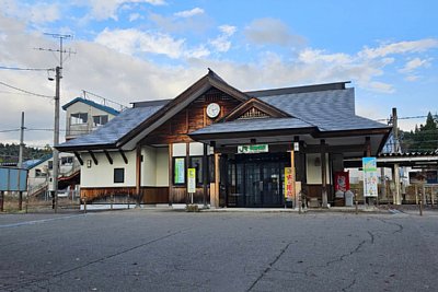 羽後境駅