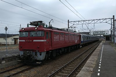 EF81機関車