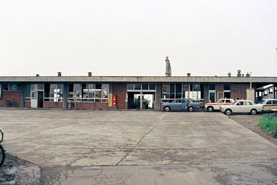 森岳駅
