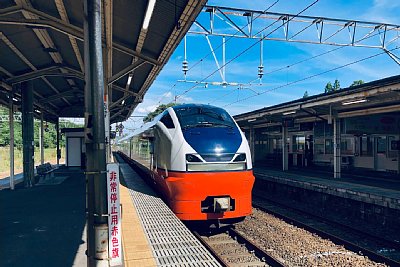 751系「つがる」