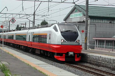 751系「つがる」