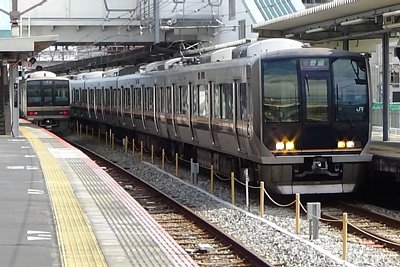 JR西日本321系電車