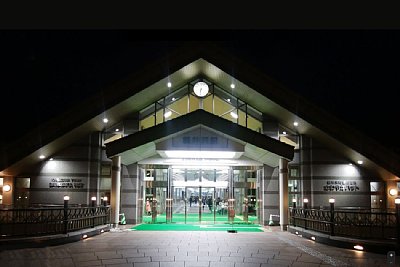 夜の軽井沢駅