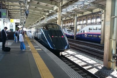 新幹線ホーム