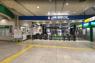 在来線改札