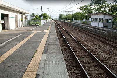 ホームと待合室