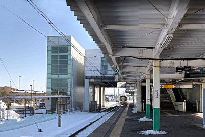 普通列車が到着します