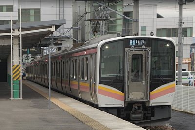 普通列車が停車