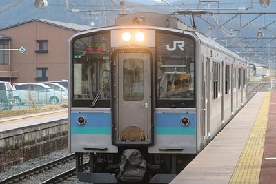 E127系100番台が停車しました