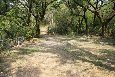 北二の丸跡はかなり広い郭です