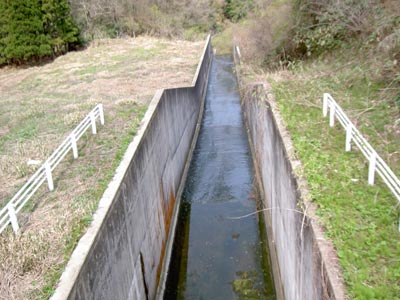 放水路