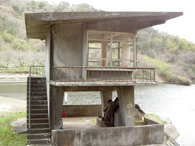 展望台(だったのだろう)兼取水設備