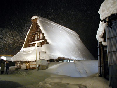 雪の菅沼合掌集落