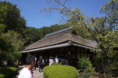 かいこの家