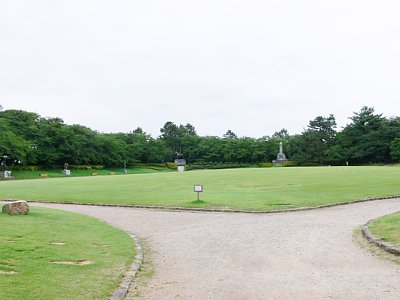 高岡城跡西外濠