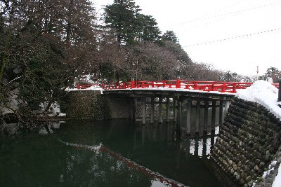 駐春橋