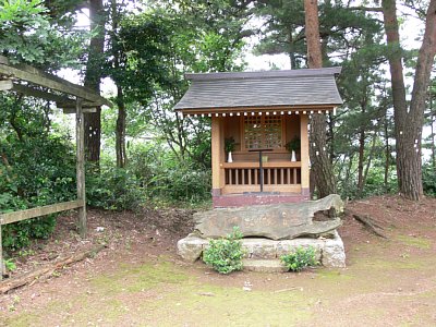 本丸跡にある天神社