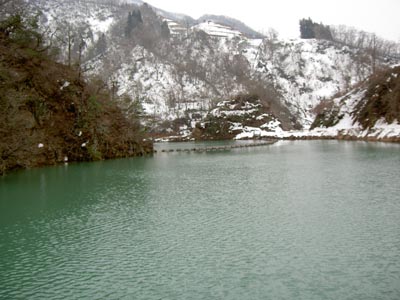 ダム湖