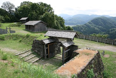 鳥越城枡形門